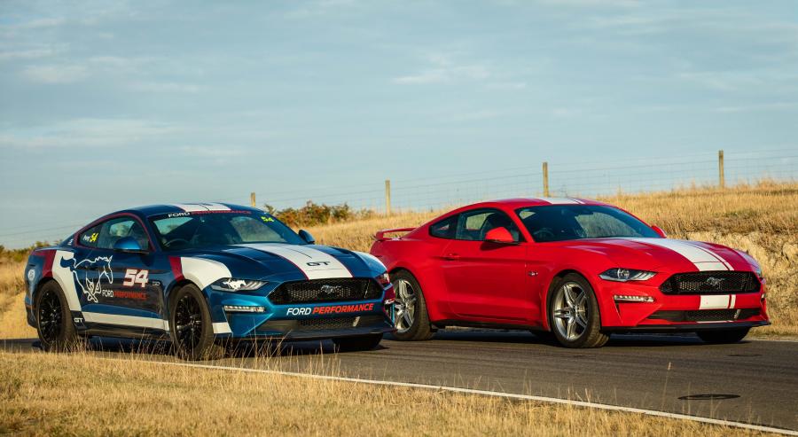  Ford Mustang GT Fastback 2018 года  (AU) (фото 6 из 40)